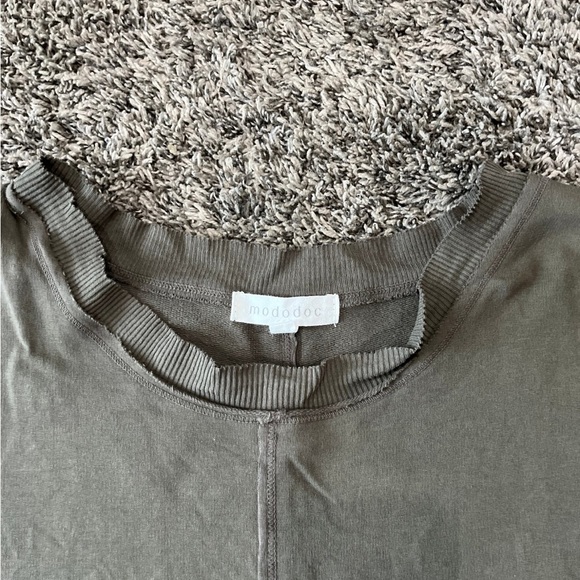 MODODOC Crewneck Sweatshirt Long Sleeve Top Center Seam Olive Green Women’s XL - Picture 4 of 9